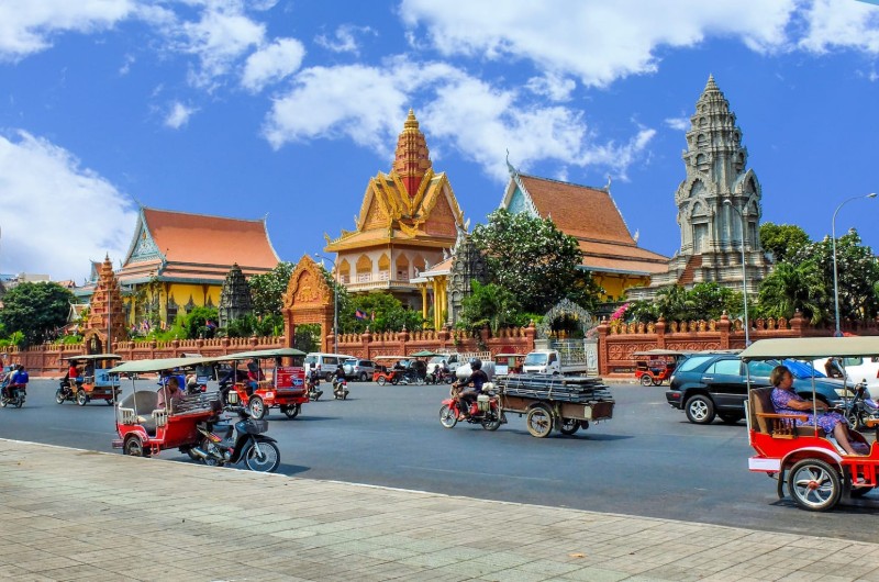 phnom penh, voyage phnom penh, cambogde, voyage cambodge, voyage, asiatica travel, rue, quartier, transports