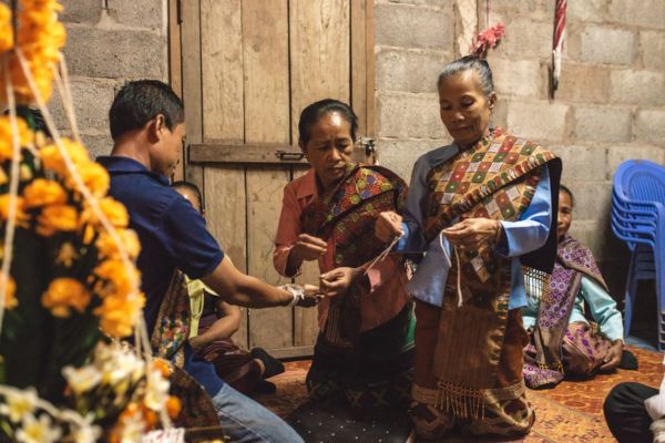 Cérémonie du Baci au Laos : un rituel spirituelle