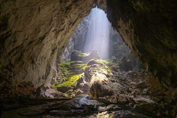 Découverte de la grotte de Son Doong