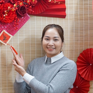 Mme. CHU Thi Nguyet (Cathy)