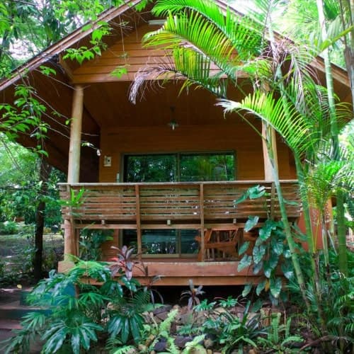 Chez l'habitant à Mea Win