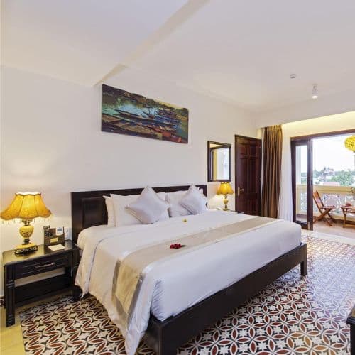 Hoi An River Green Boutique