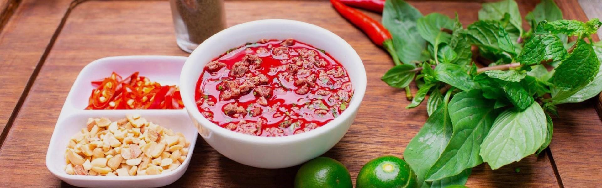 Tiet canh - le boudin cru vietnamien