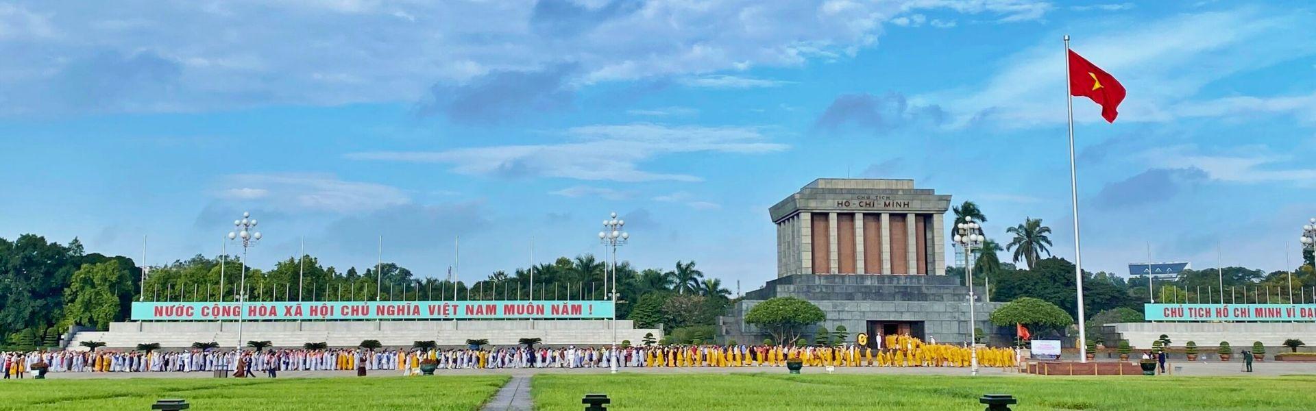 Expérience de visite du Mausolée du Président Hô Chi Minh