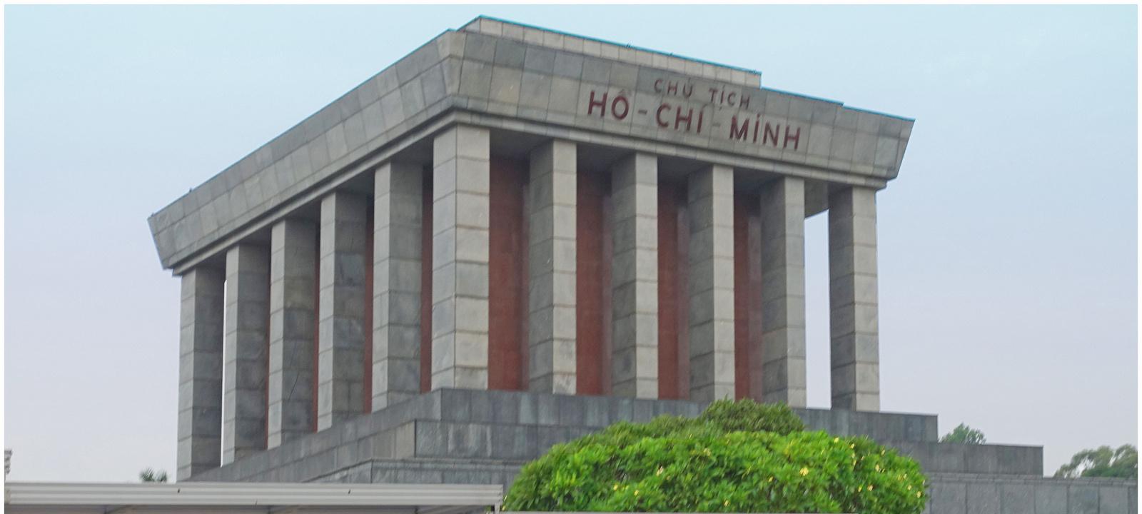 Le mausolée de Ho Chi Minh