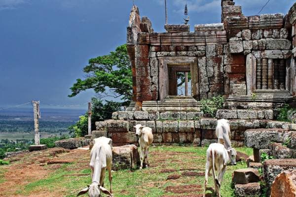 Jour 09 : Phnom Penh - Phnom Chisor - Kampot visite 