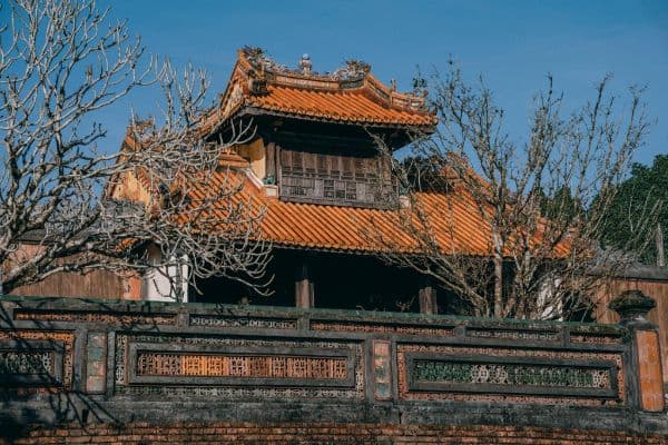 Jour 07 : Hue - Tu Duc - village de Thuy Bieu - Vol pour Saigon