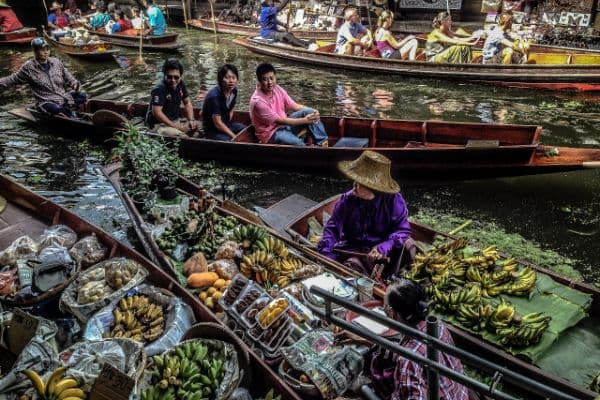 Jour 15 : Bangkok - Marché flottant de Damnoen Sudak - Kanchanaburi