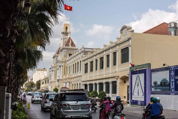 Jour 13 : Sai Gon - cyclo-pousse - visite de la ville