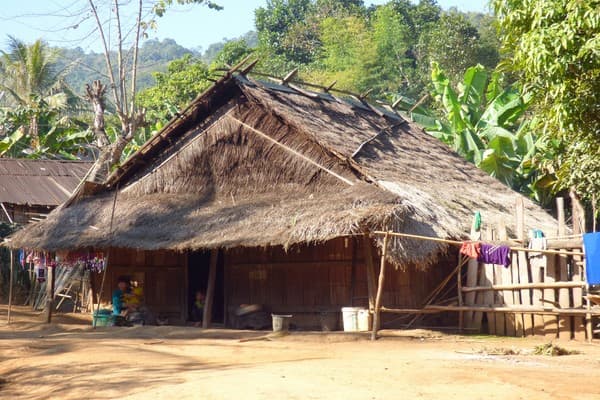 Jour 11 : Muang La - Muang Khua - Muang Ngoi