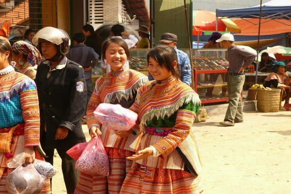 Jour 04 : Sapa - Bac Ha - train pour Hanoi