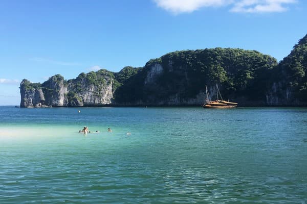 Jour 05 : Village de Hai Phong - Baie d’Halong