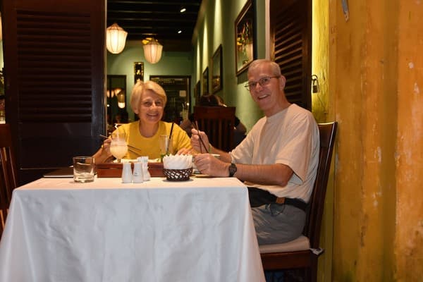Jour 07 : Hanoi - vol pour Hue - découverte de la ville