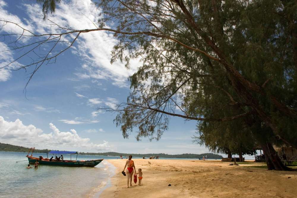 Bamboo Island Beach (Koh Russei)