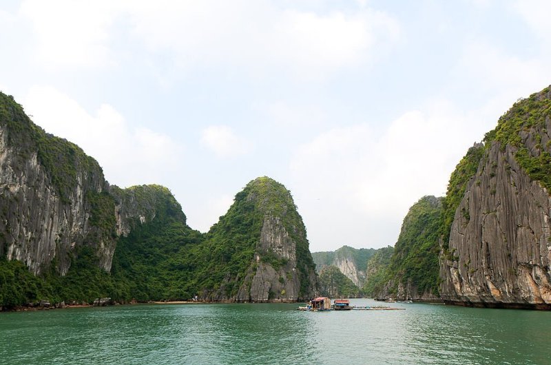 baie lan ha, voyage baie lan ha, voyage ha long, voyage vietnam, rochers calcaires