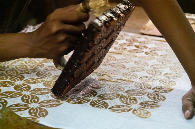 batik, indonesie, voyage indonesie, asiatica travel, yogyakarta, artisanat, motif, detail, tampon