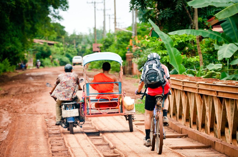 boloven, plateau des bolovens, laos, voyage, asiatica travel, transports, route