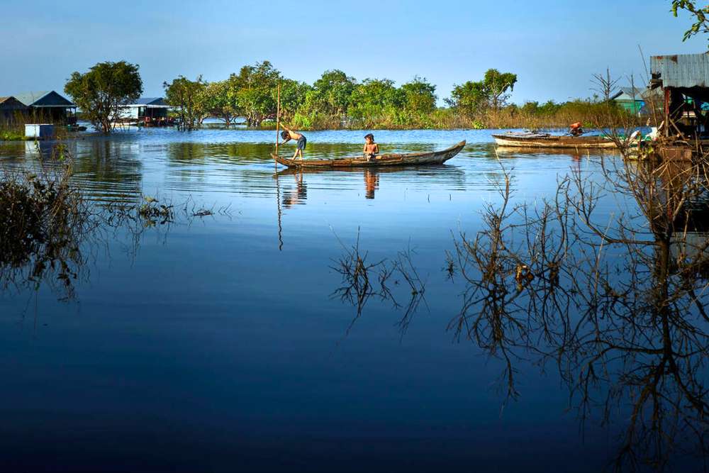 le lac Tonlé Sap au Cambodge rempli d'eau en décembre