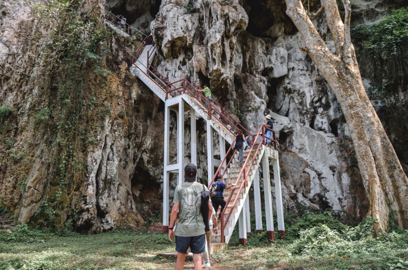 nong khiaw, laos, voyage, asiatica travel, grotte, pha thok