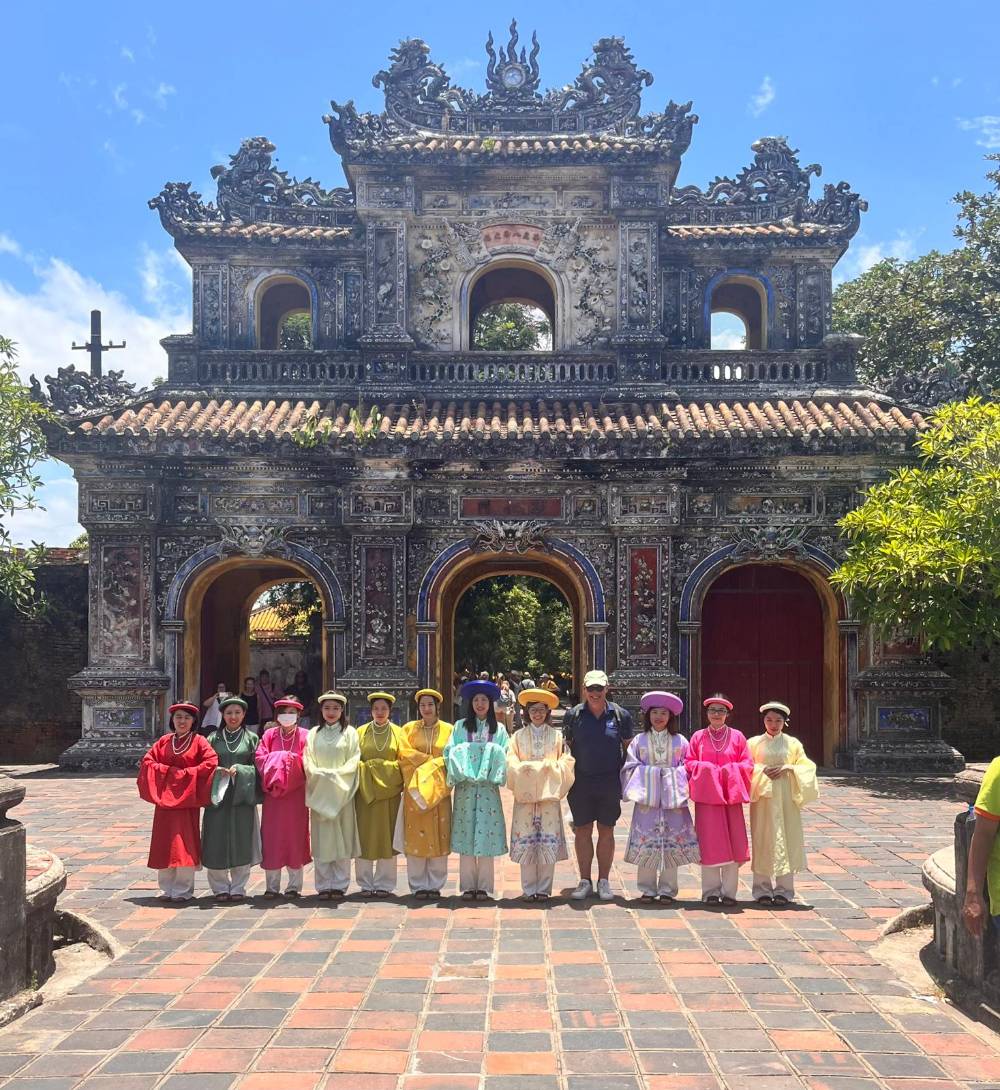 Témoignage de Olivier Morvan sur Asiatica Travel, Avis des voyageurs sur Asiatica Travel, hue, cité impériale de hue