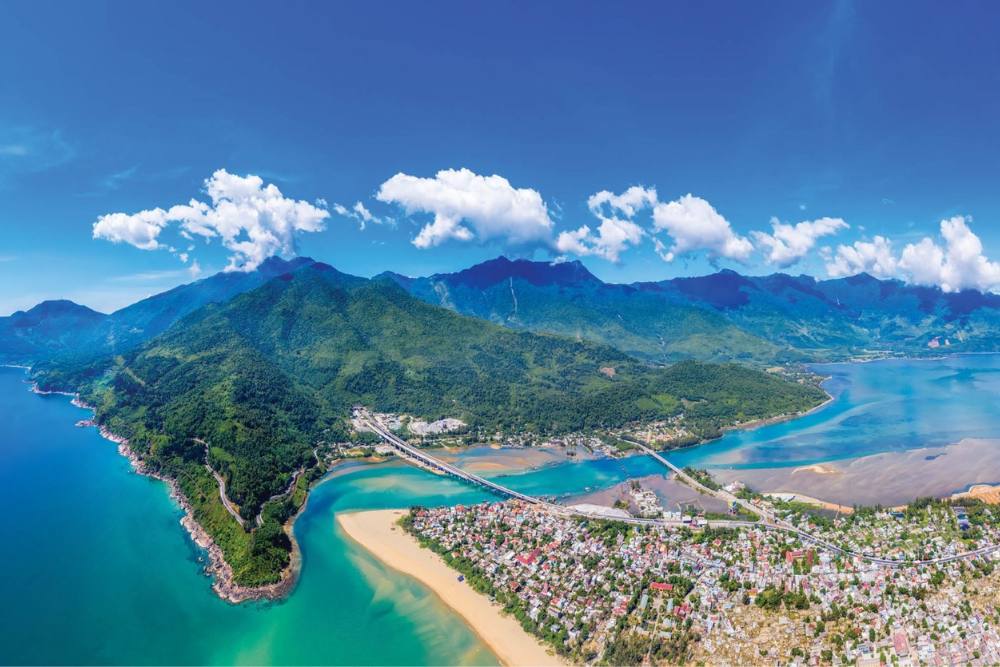baie lang co, ville de Hué, plage vietnam centre