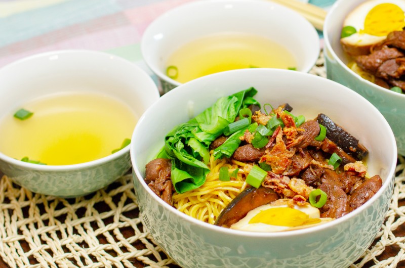 plat de rue, cuisine, indonesie, voyage, asiatica travel, mie ayam