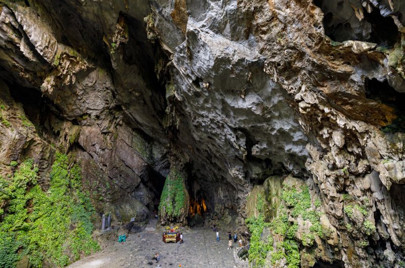 plus belles grottes du vietnam pour les aventuriers, grotte huong tich