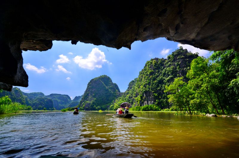 plus belles grottes du vietnam pour les aventuriers, grotte tam coc