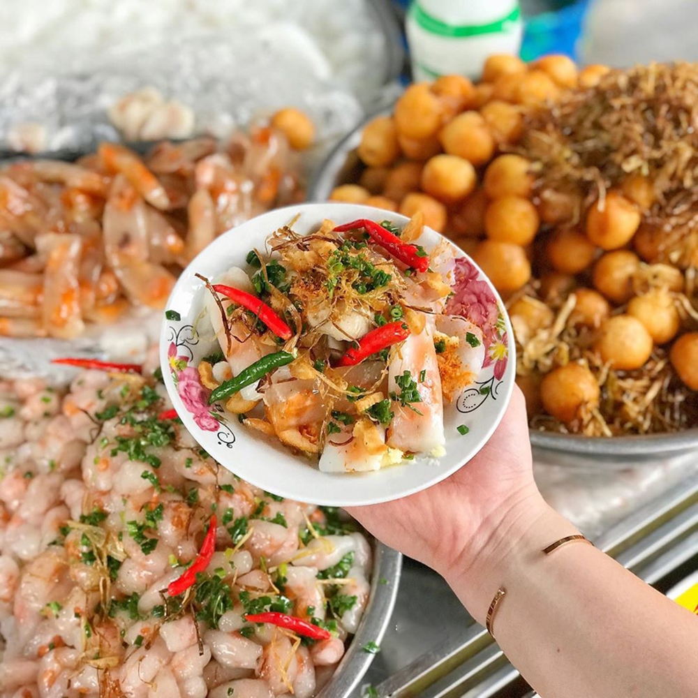 Banh bot loc à base de farine de tapioca, farcis de crevettes et de porc haché