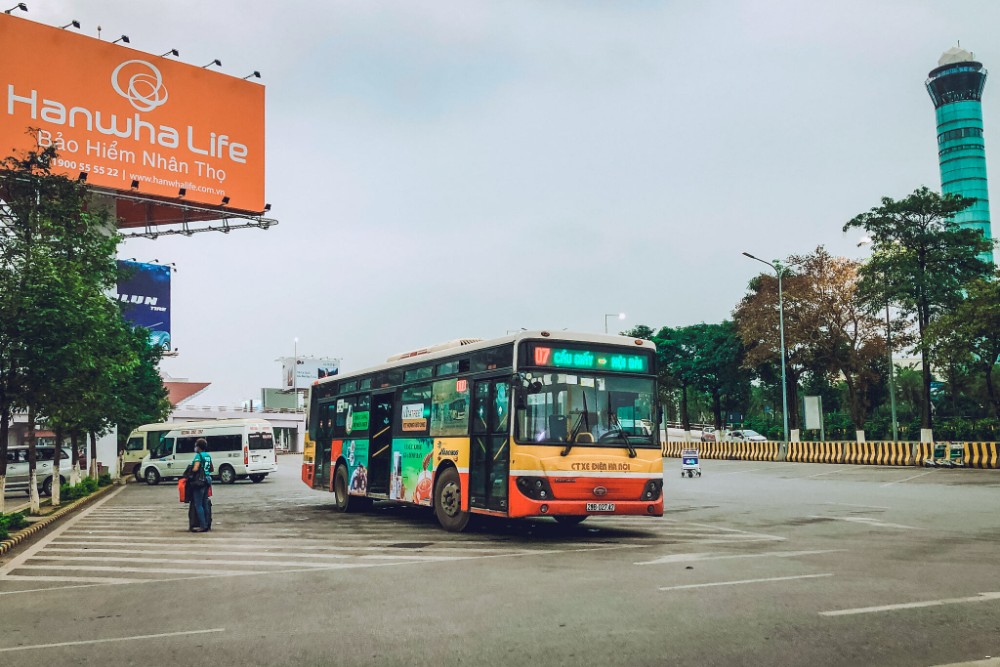 Transfert de l’aéroport de Nôi Bài au centre-ville de Hanoi en bus, bus 07