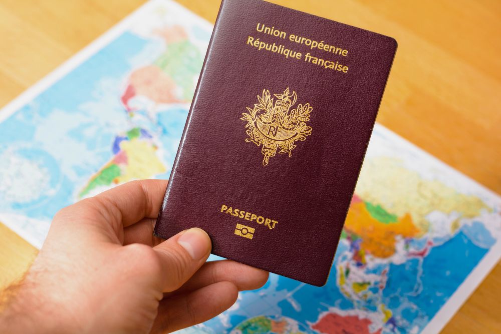 titulaires d'un passeport français peuvent aller au Vietnam et en Thaïlande sans visa