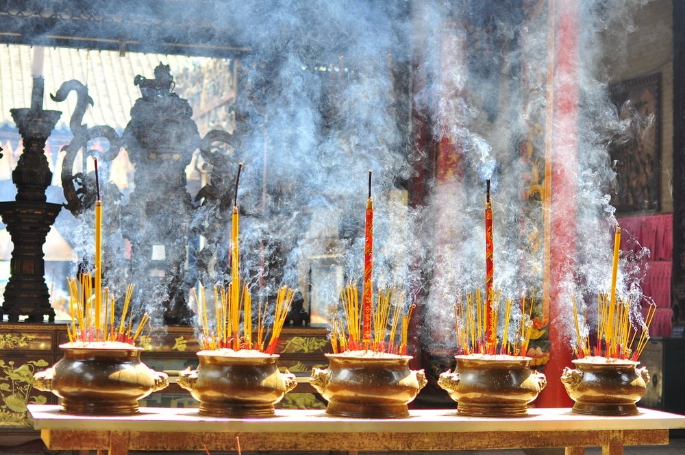 L’encens et la culture du culte des ancêtres