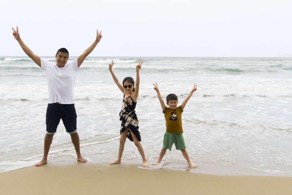 témoignage de Vinh Lien Lu sur Asiatica Travel, Avis des voyageurs d'Asiatica Travel, da nang, plage, famille