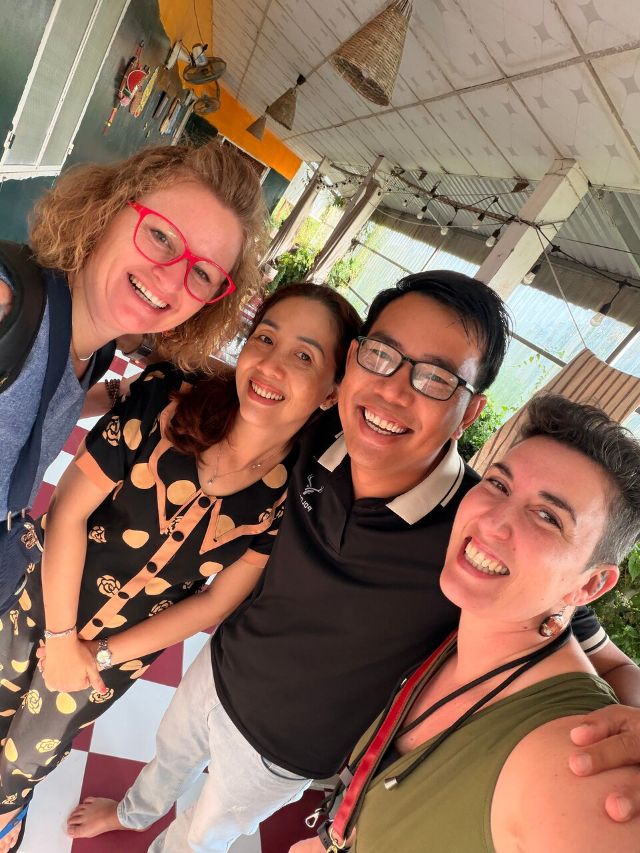 Les touristes d'Asiatica Travel visitent Ben Tre.