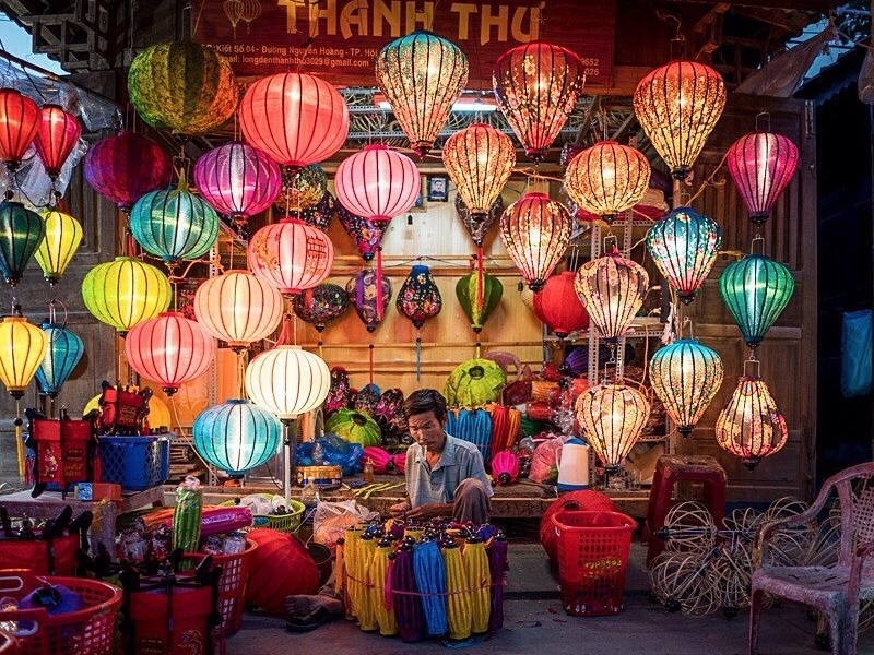 voyage vietnam, voyage terre lolo, costumes ethniques colorés