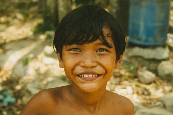 agence voyage vietnam cambodge, visite cambodge 2 semaines, portrait d’un habitant local